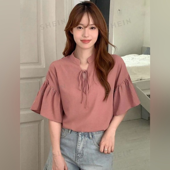 A04 NEW Womens Tie Neck Flounce Half Sleeve Blouse Y Neck Top Salmon Flowy Small - Picture 7 of 10